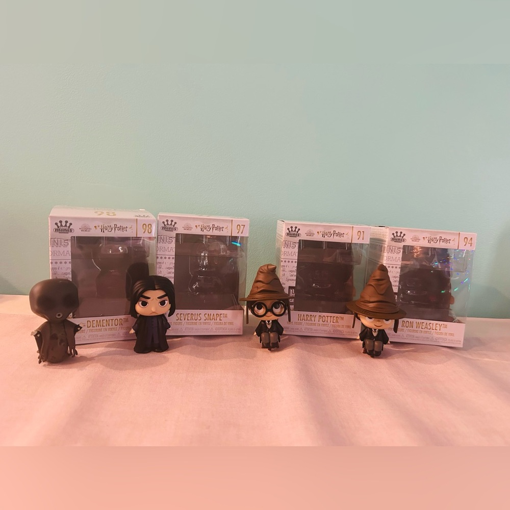 Funko Minis Wizarding World Harry Potter: HARRY POTTER Vinyl Figures BUNDLE